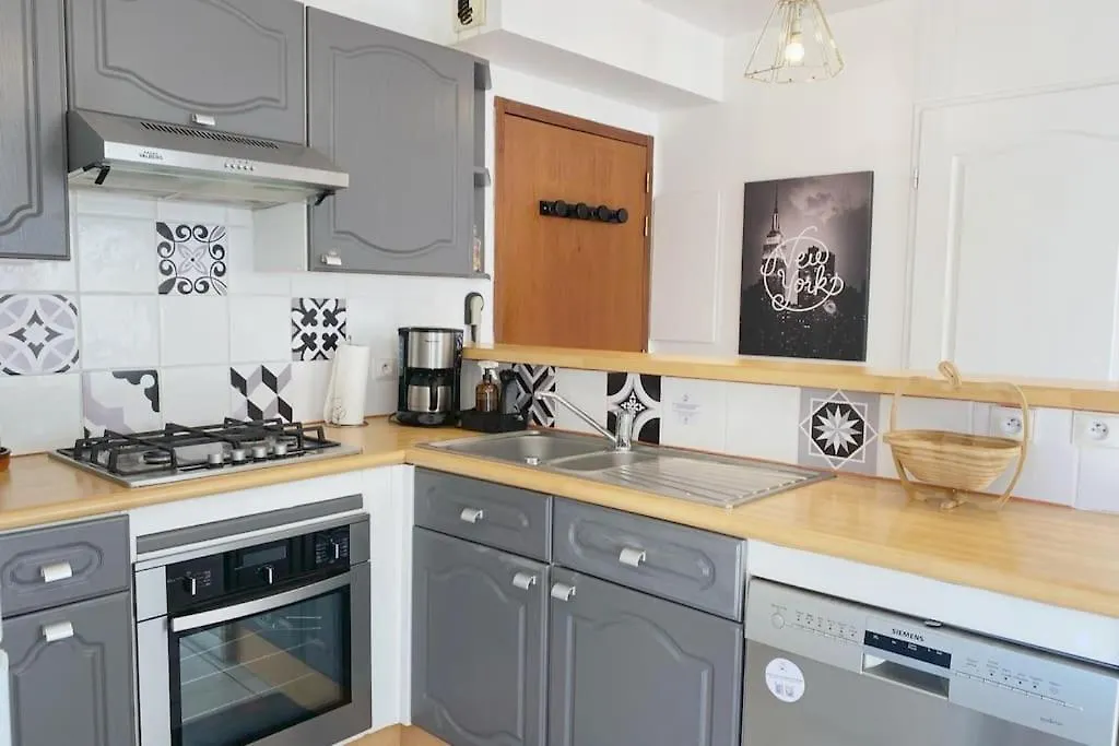 Apartment L'Orme • Duplex Central Au Bord Du Canal Annecy
