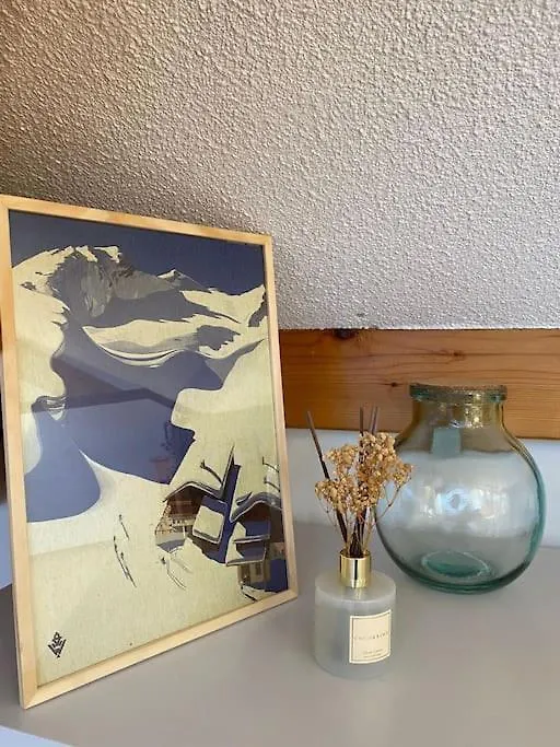 L'Orme • Duplex Central Au Bord Du Canal Annecy Apartment